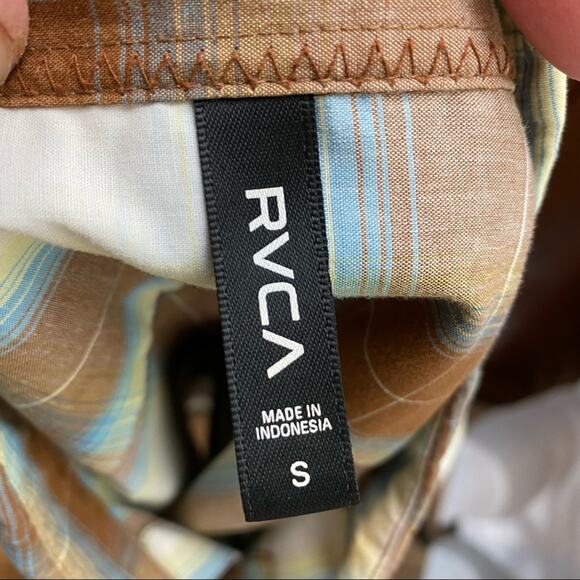 RVCA Plaid Short Sleeve Shirt Sz S - Picture 6 of 6